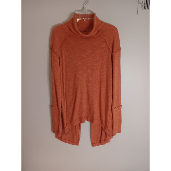 We The Free Orange Turtleneck Sweater Top Sz Small Split Back Raw Hem - Picture 1 of 5